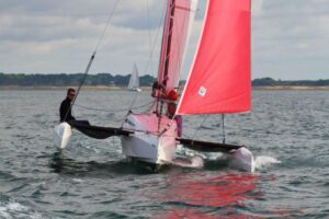 trimaran astus 20.5