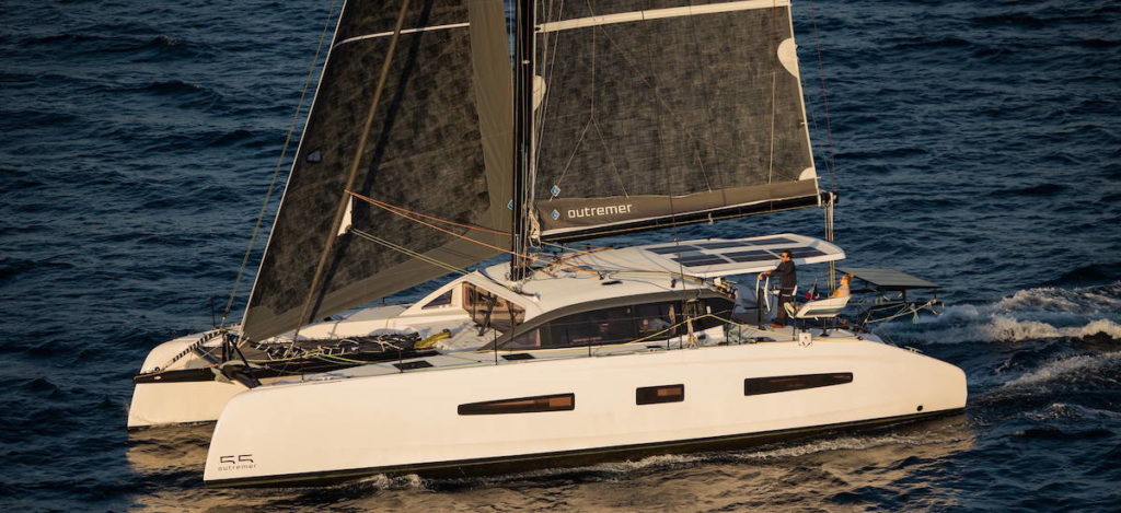 Outremer 55 par VPLP design et Outremer Yachting